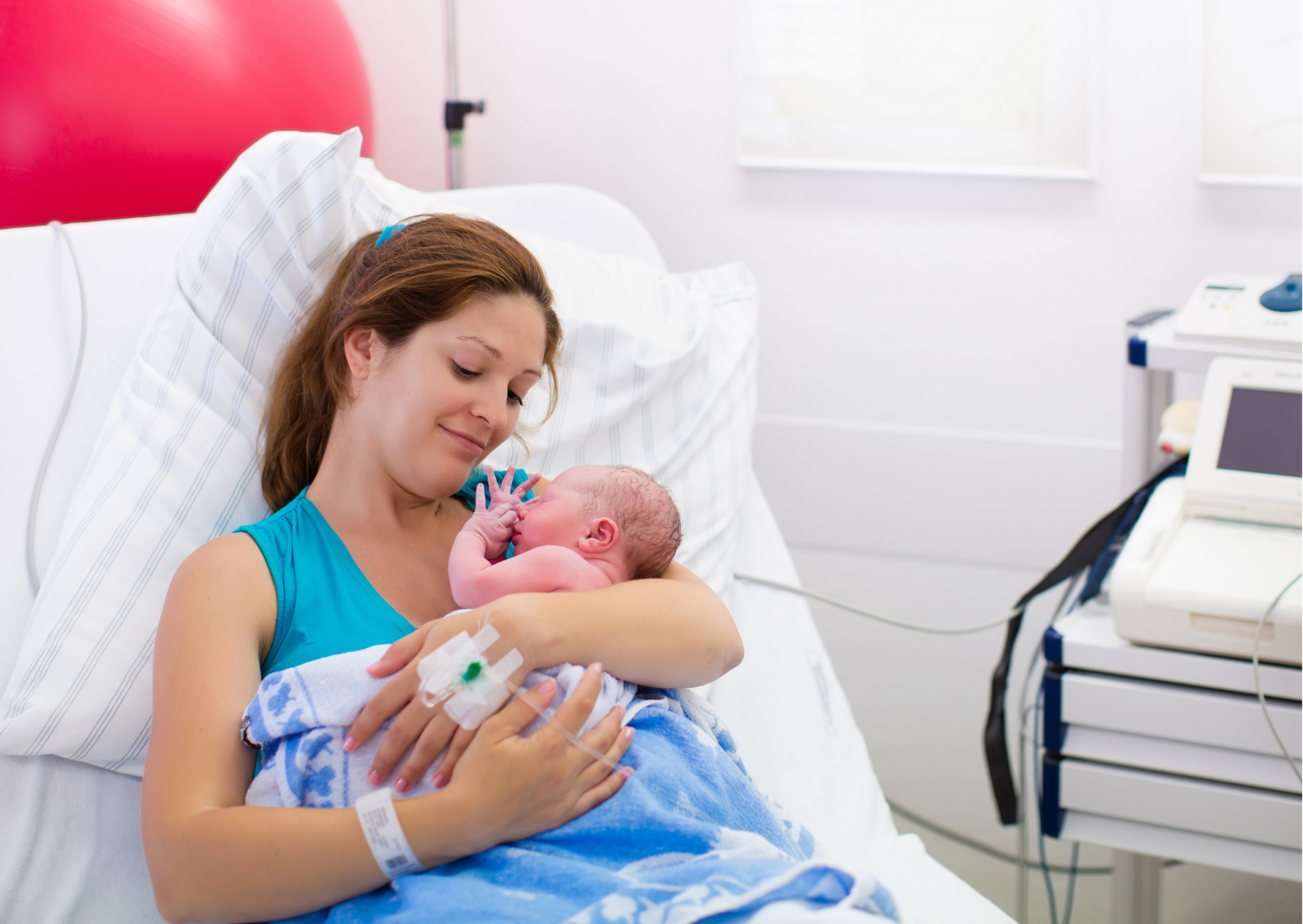 Lista para el parto: ¿Qué debes llevar al momento del nacimiento?