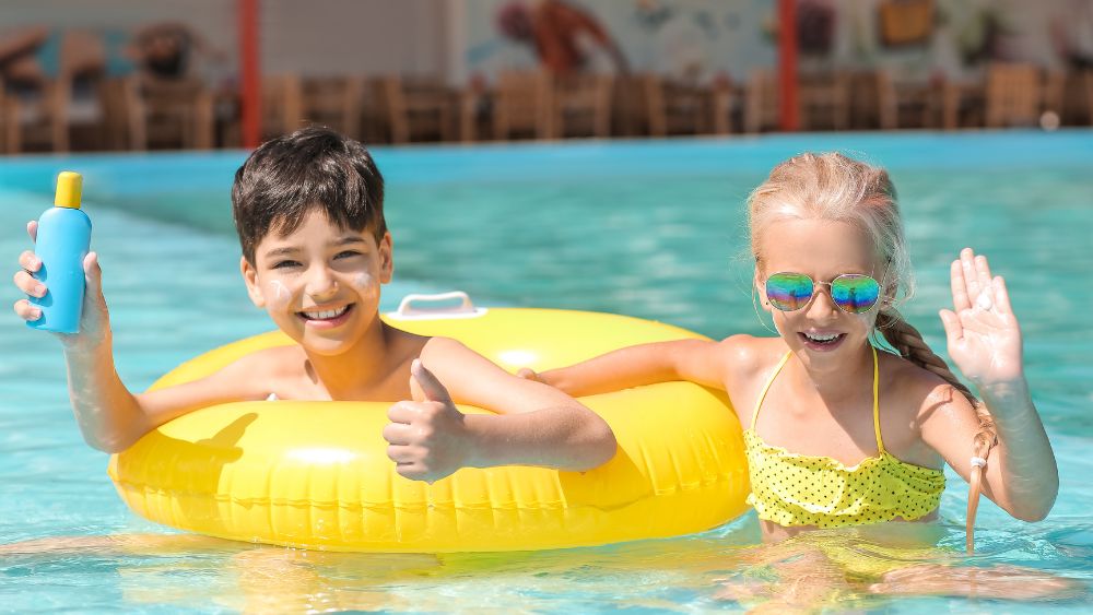 Cómo proteger a los niños del sol: Consejos esenciales para un verano seguro