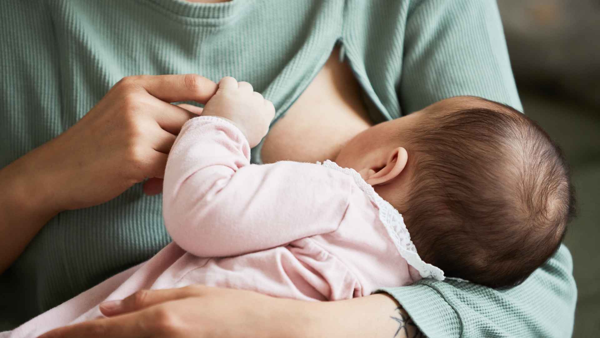 ¿Hasta qué edad se da lactancia materna?