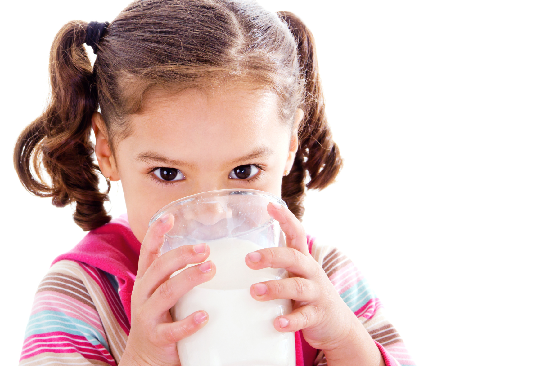 Leche de vaca vs leche de cabra: ¿cuál es la mejor opción?