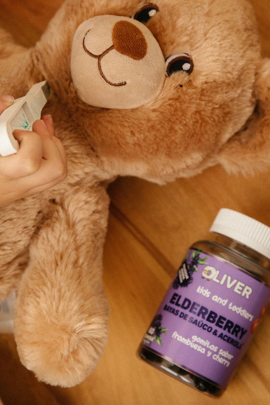 Gomitas Black Elderberry + Acerola Oliver
