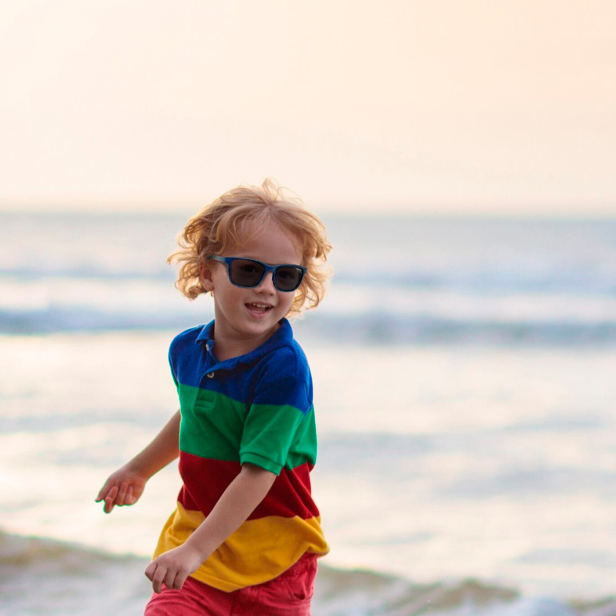LENTES DE SOL PARA NIÑOS THE BOHO LARGE 6 A 10 AÑOS NAVY - MAUSITO
