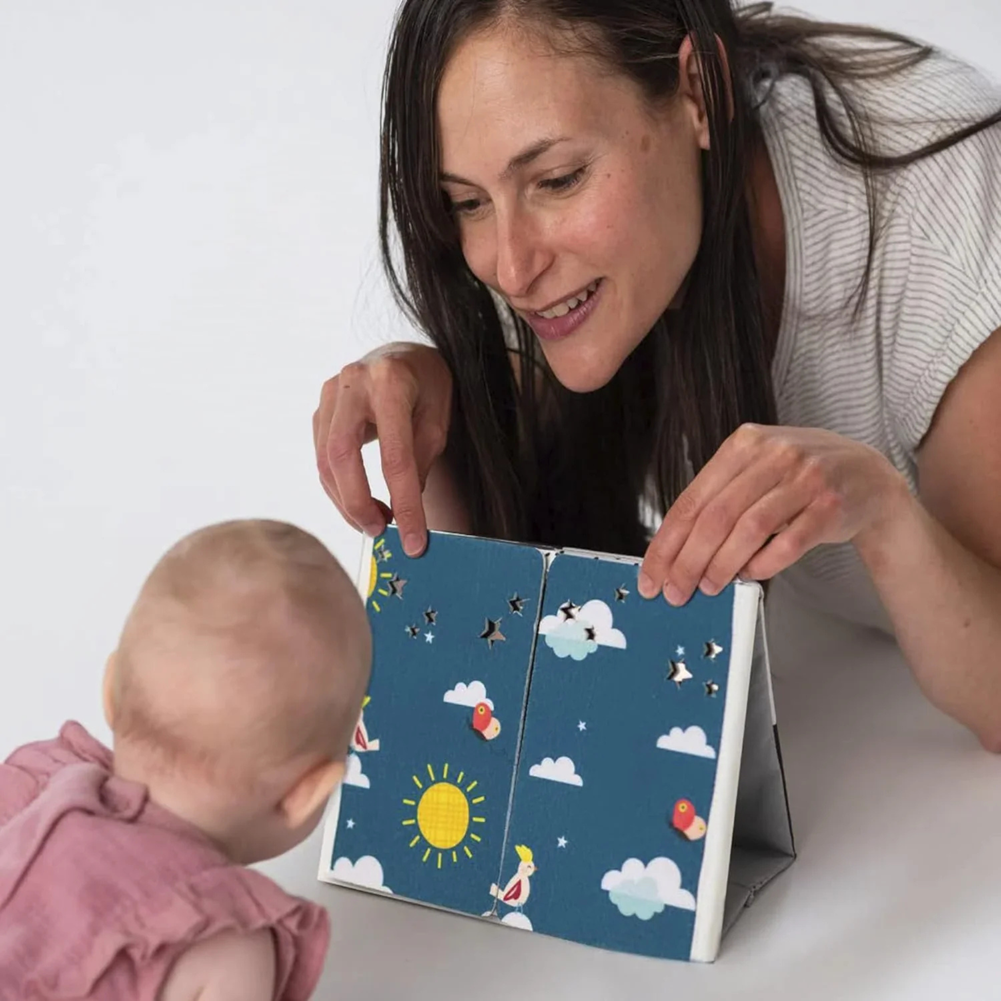 Espejo Seguro Para Bebé Libro Tummy Time Taf Toy Blanco Y Negro