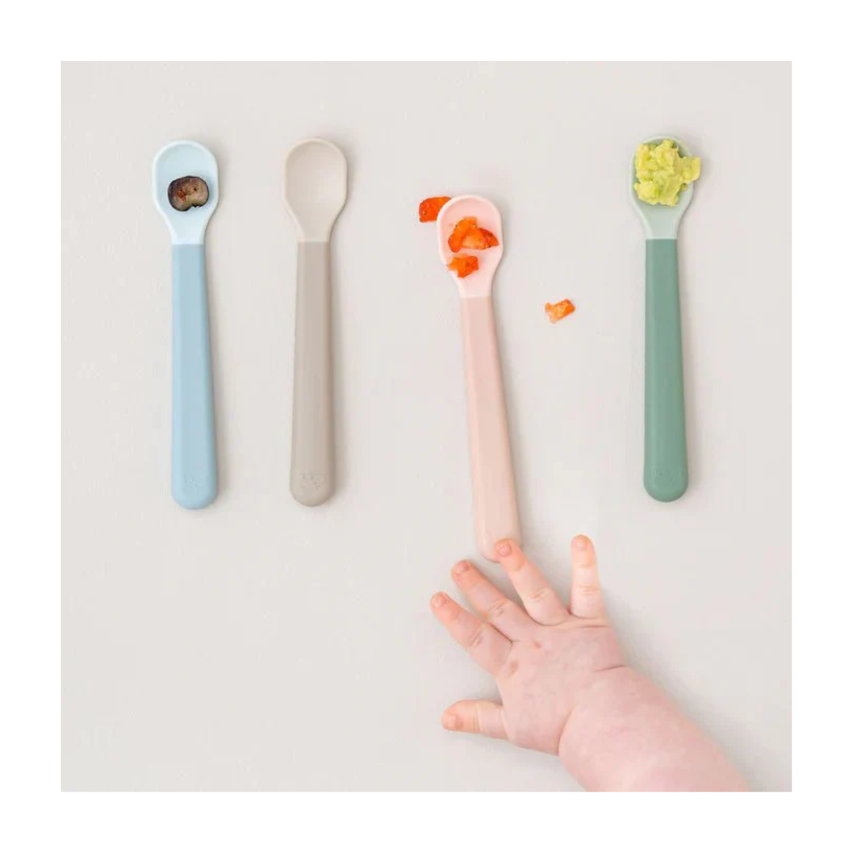 SET 3 CUCHARAS PARA BEBÉS ROSA DONE BY DEER