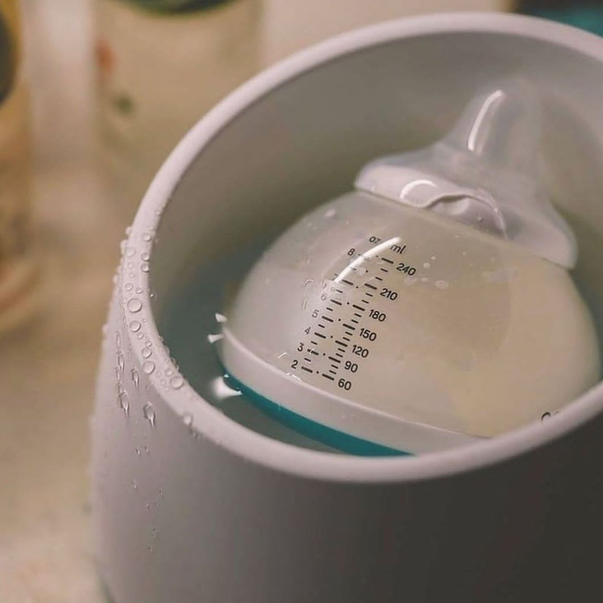 Calentador No Eléctrico para Mamaderas y Bolsas de Leche Materna Nanobébé – Color Turquesa