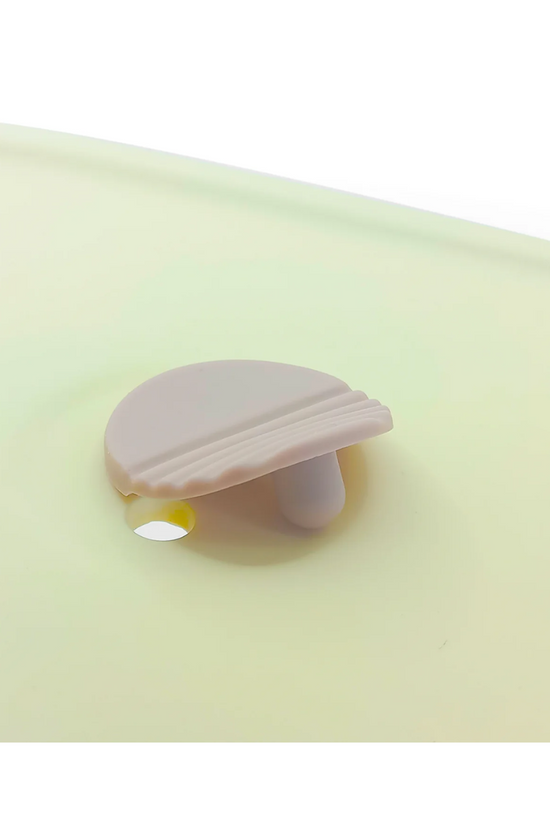PLATO DE SILICONA ROSA CON TAPA DE BBPRO