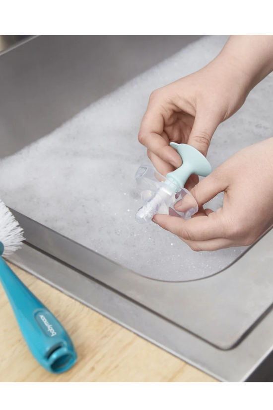 CEPILLO LIMPIADOR DE MAMADERAS BABY MOOV