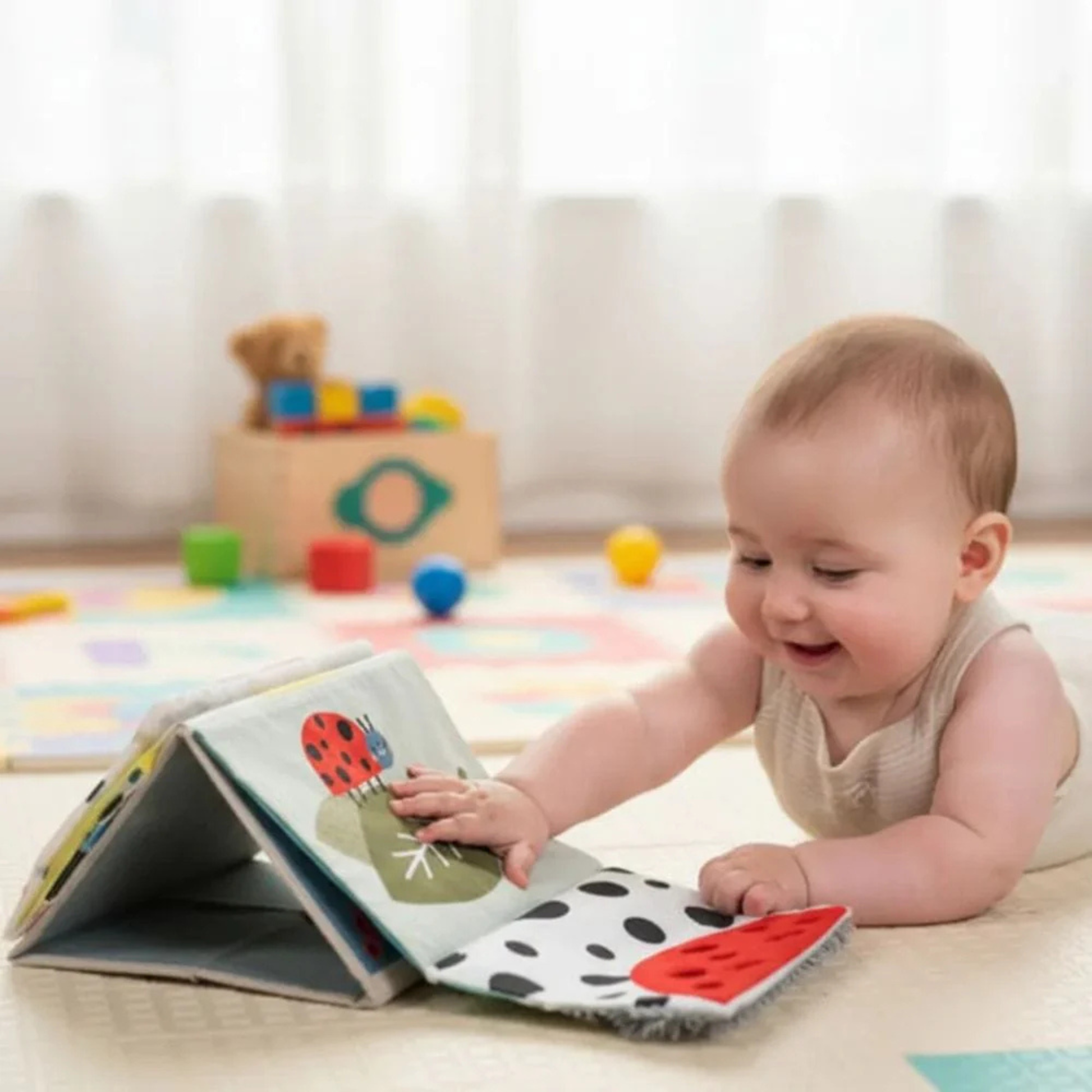 Libro Sensorial para bebés Tummy Time Taf Toy