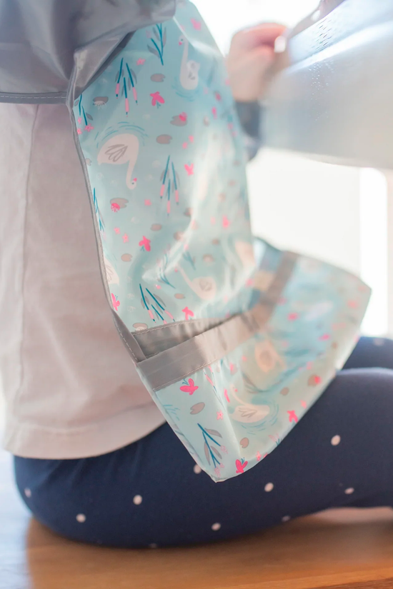 BABERO IMPERMEABLE VERDE SANDÍA MANGA  LARGA GREEN SPROUTS