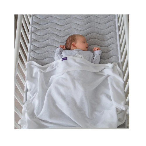 MANTA WAFFLE ALGODÓN BLANCO  120 X 140 CM - CLEVAMAMA