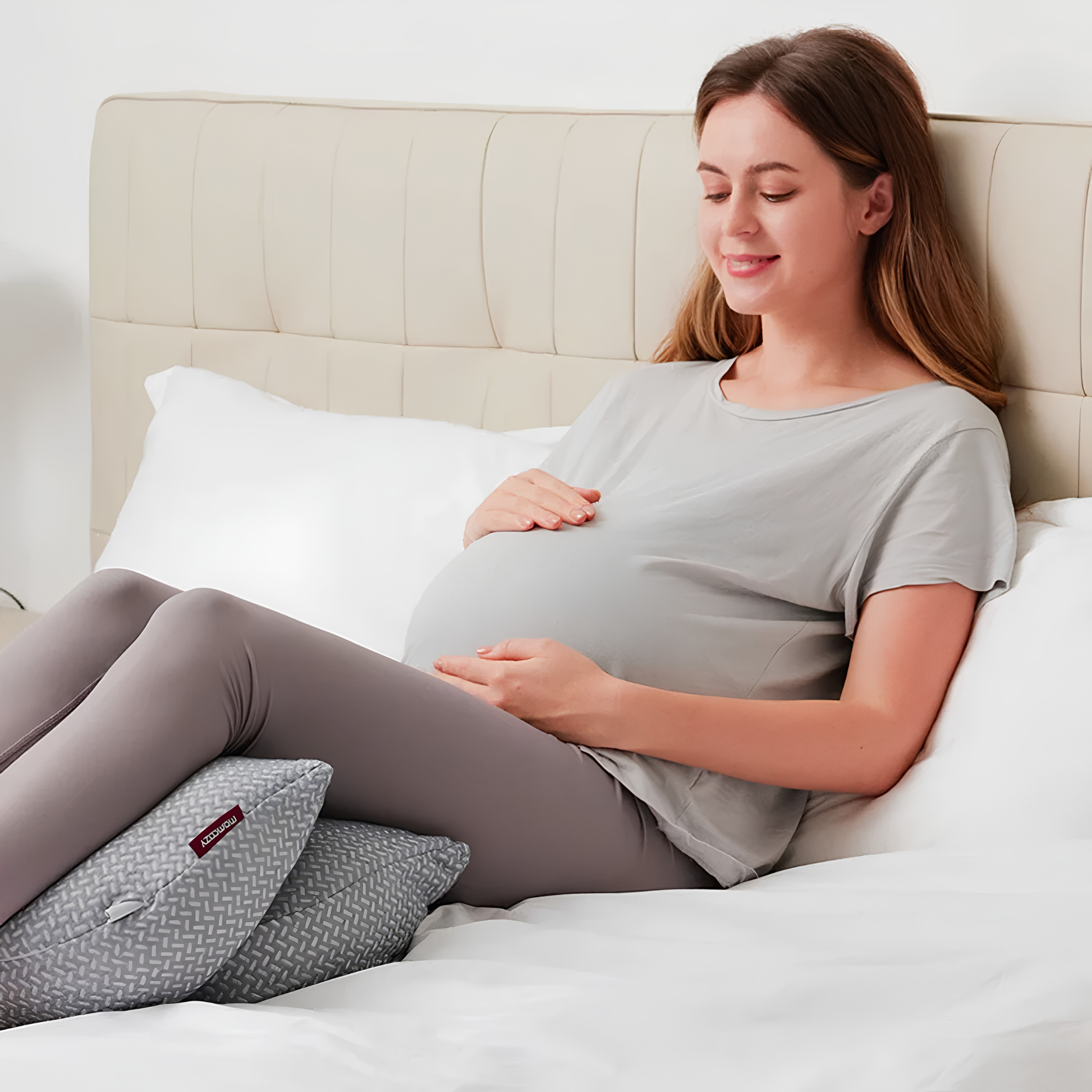 Almohada de Embarazo Cuña con apoyo lateral Momcozy