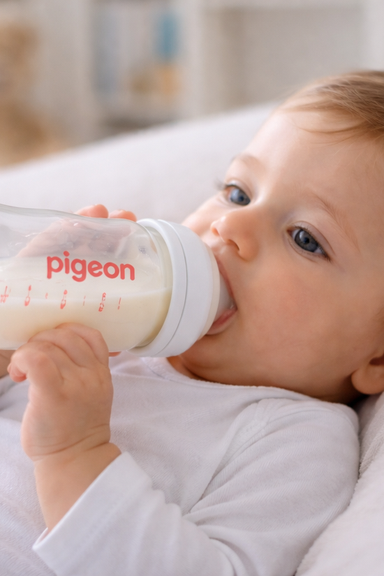 Mamadera de Vidrio Pigeon Soft Touch