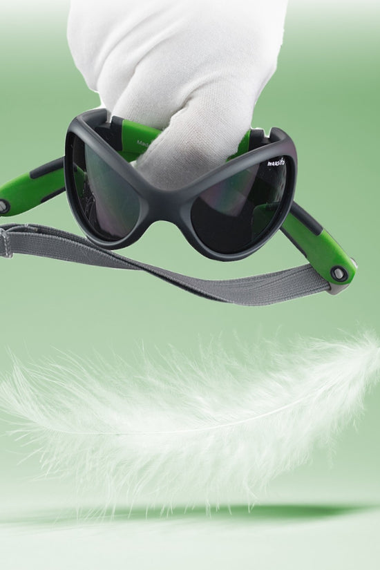 LENTES DE SOL PARA NIÑOS THE SURFER L 5 A 8 AÑOS  NEGRO/VERDE - MAUSITO