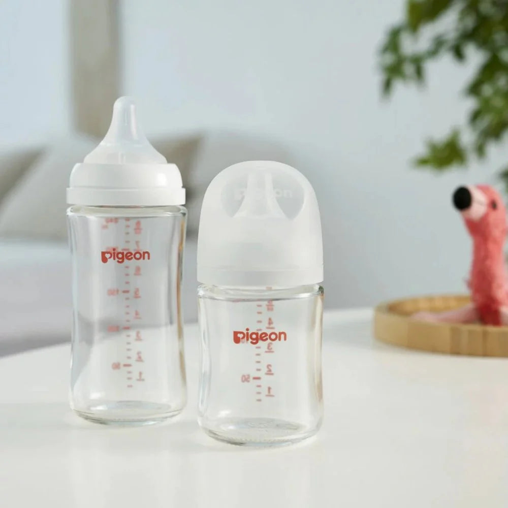 Mamadera de Vidrio Pigeon Soft Touch