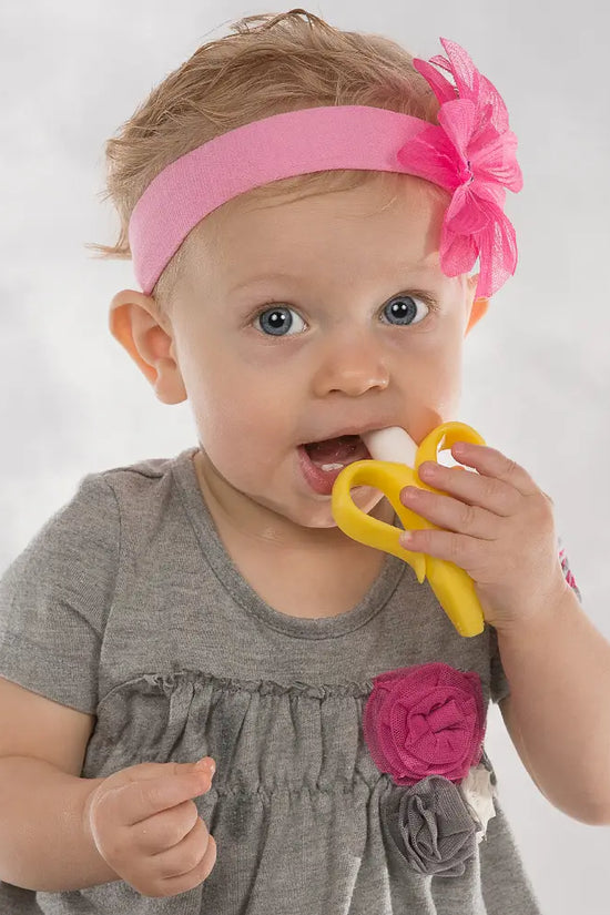 Cepillo Mordedor Baby Banana Silicona 100% Flexible y Segura